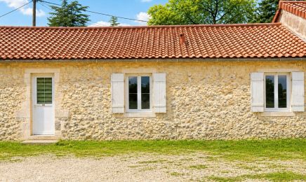 Eleash Brow : Institut de beauté à Saint-Selve