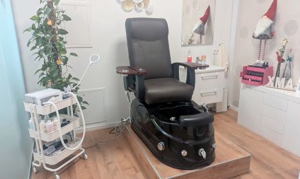 Catia Silva's Beautykonzept: Nagelstudio in Gutach (Schwarzwaldbahn)