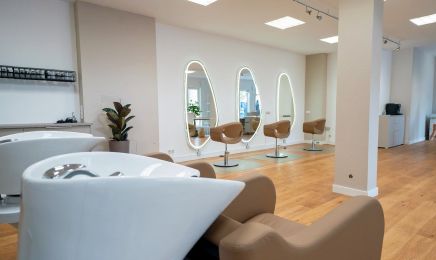 Yeoubi Hairstudio: Friseur in Korntal-Münchingen