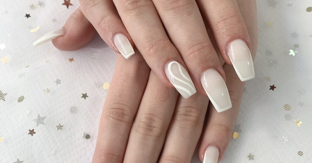 Sana Nails manucure à Orléans Planity RDV en ligne