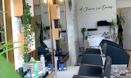 coralie joulaud  : Coiffeur à Chavagne