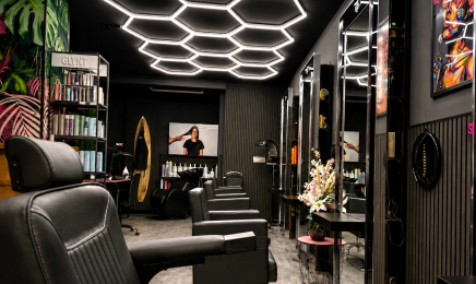 Secret Room Hair & Beauty: Friseur in Hamburg