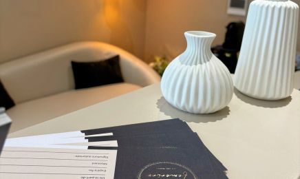 Femenino  : Manucure à Dilbeek