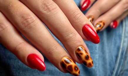 MOON NAILS (SLOWIANKA) : Manucure à Dijon