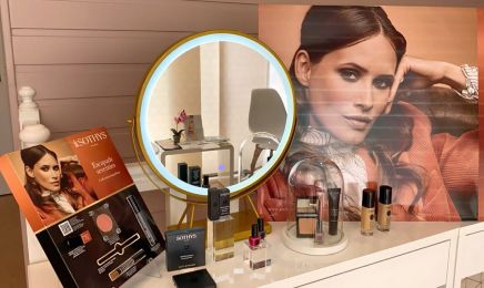 Au bonheur des Dames : Manucure à Houilles