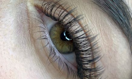 Doriane Lashes & Lr Nails : Manucure à Lormont