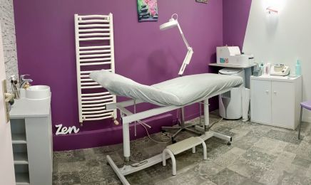 Essenti’Elle : Institut de beauté à Traînou