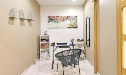 Peace love spa : Manucure à La Grande-Motte