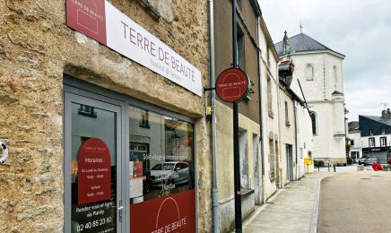 Terre de Beauté - St Étienne de Montluc : Manucure à Saint-Étienne-de-Montluc