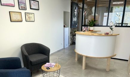 Divine Beauté  : Manucure à Sillingy