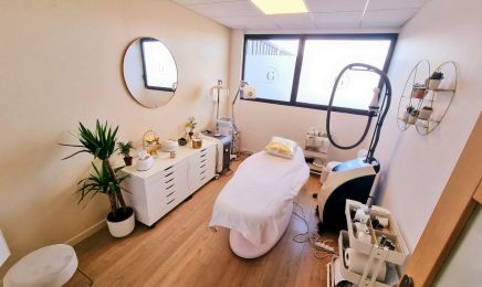 CG Clinic : Institut de beauté à Civrieux-d'Azergues