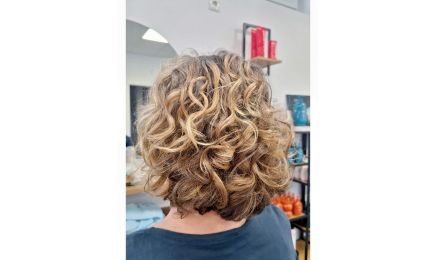 Calligraphy Hair Martina Bark: Friseur in Scheeßel