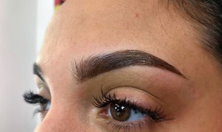 Ästhetik Room Maria  Sayb: Friseur in Nürnberg