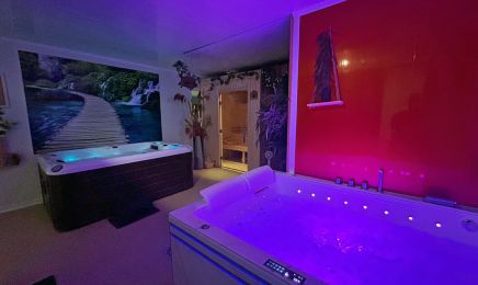 Eaux Loft côté Bien-être & Spa : Manucure à Louhans