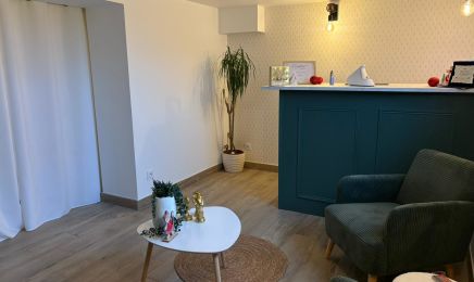Bien être by Pauline - Lymphomodelage Manuela Shala - Head Spa - Décontractant Musculaire  : Coiffeur à Plerneuf