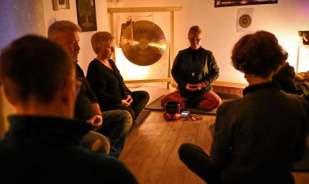 Méditation en Bord de Loire & Reboutologie : Institut de beauté à Sigloy