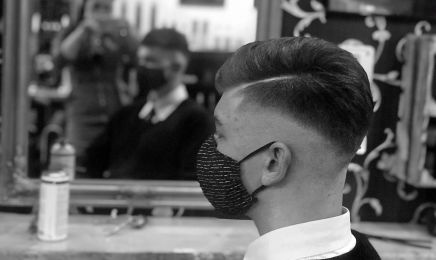 Carinas Haarhütte-Tattoohütte by Dirk Woznitza: Barbershop in Halberstadt