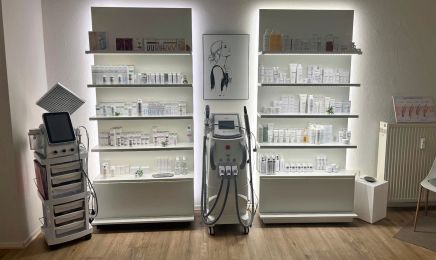 Beautyflash by Andrea Canini : Kosmetikstudio in Duisburg