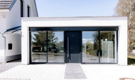 Haarwelt K.: Kosmetikstudio in Mahlstetten