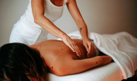 Laurence CALLAREC - Pilates - Massages Renata : Institut de beauté à Pierrefeu-du-Var