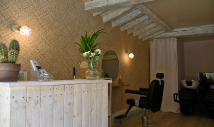 Aux Couleurs de Jeanne : Coiffeur à Valence