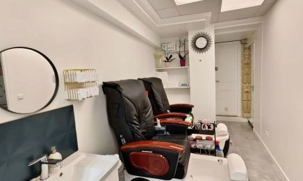 Mini Nail - Marais : Institut de beauté à Paris
