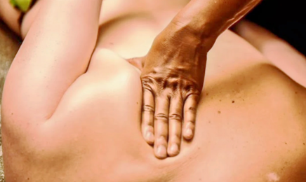 Dominik Decare - Holistic Expert - Massothérapeute - Soins Energétiques : Institut de beauté à Chantilly