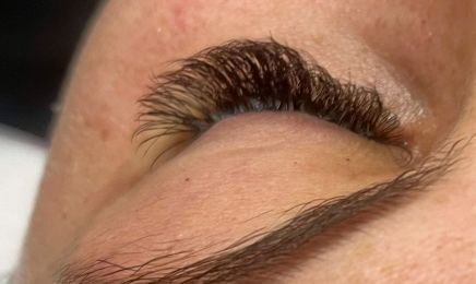 Liyam Cosmetics: Kosmetikstudio in Duisburg