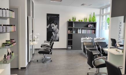 Fiala Hairfashion: Friseur in Ludwigsburg