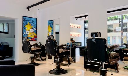 Double Six Barber - Paris 17 : Institut de beauté à Paris