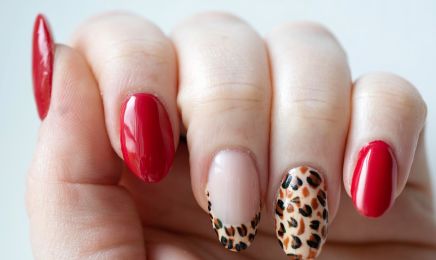 Topaze Nails Studio : Manucure à Vausseroux