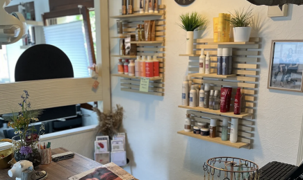 Sabrinas Friseurwerkstatt : Friseur in Ostfildern
