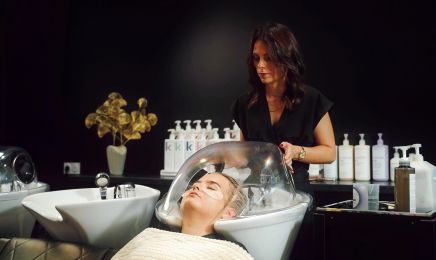 Madame 17 : Coiffeur à Fougères