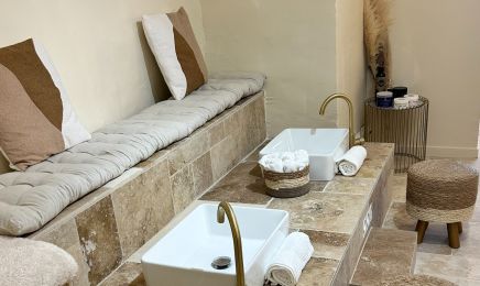 Glowup Beauty : Manucure à Prades-le-Lez
