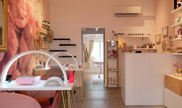 The Beauty Room By Carole