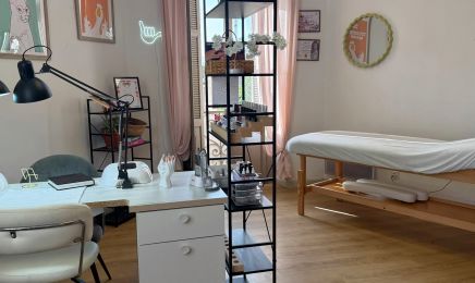 Ongle moi ça : Manucure à Couffoulens