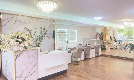 Glowy 68: Nagelstudio in Neunkirchen