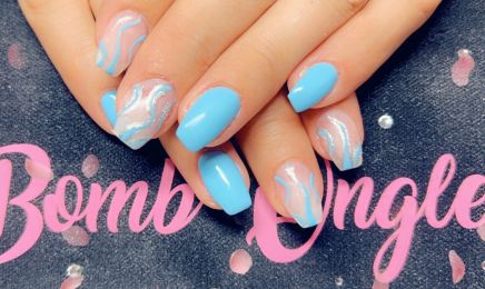 Rose Bomb’ongles : Manucure à Yssingeaux