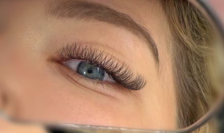 Ali & Clo Beauty  : Manucure à Ploubazlanec