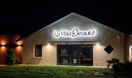La Villa Beauté : Manucure à Condezaygues