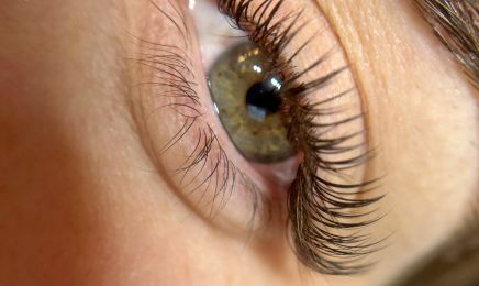 Battement de cils : Institut de beauté à Plaisir
