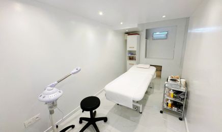 Glo Nail Care Palaiseau – Institut Indien : Manucure à Palaiseau