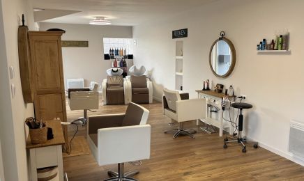 L'Atelier Coiffure : Coiffeur à Berneuil