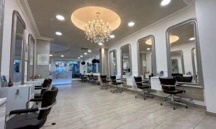 Dilek & Friseure : Friseur in Nürnberg