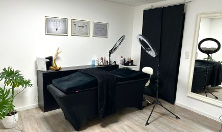 Magda Ciesielska makeup & beauty: Kosmetikstudio in Siegen