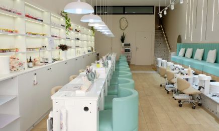 Luna Ongle Childebert : Manucure à Lyon