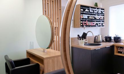 Esprit Coiffure & Ésthétique - Craponne : Manucure à Craponne
