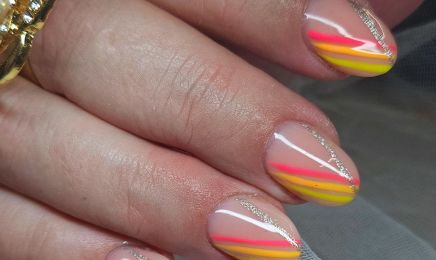 Mini Pink Nails : Institut de beauté à Cherré-Au