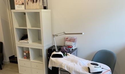 Naturel’Esthetique : Manucure à Bessières