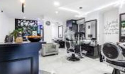 Cinq Etoiles - Barber & Institut - Paris 17 : Manucure à Paris
